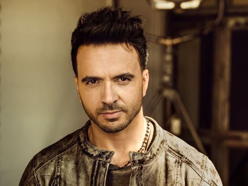 دانلود آهنگ Luis Fonsi به نام Vacio واسیو دانلود آهنگ Luis Fonsi به نام Vacio واسیو
